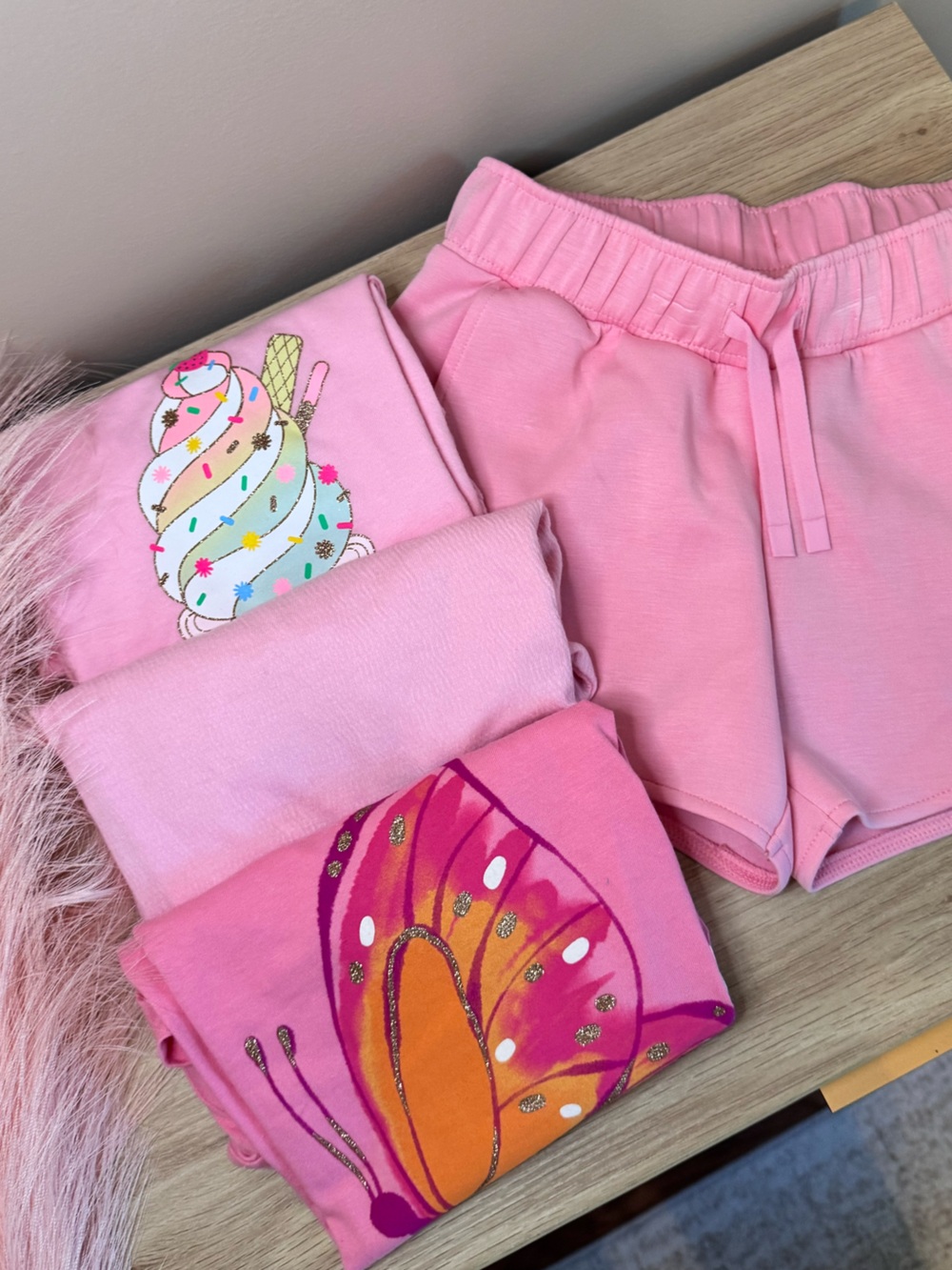 Girls Medium 8 Cat & Jack & All in Motion 4 piece Pink Bundle - Shorts & Tees